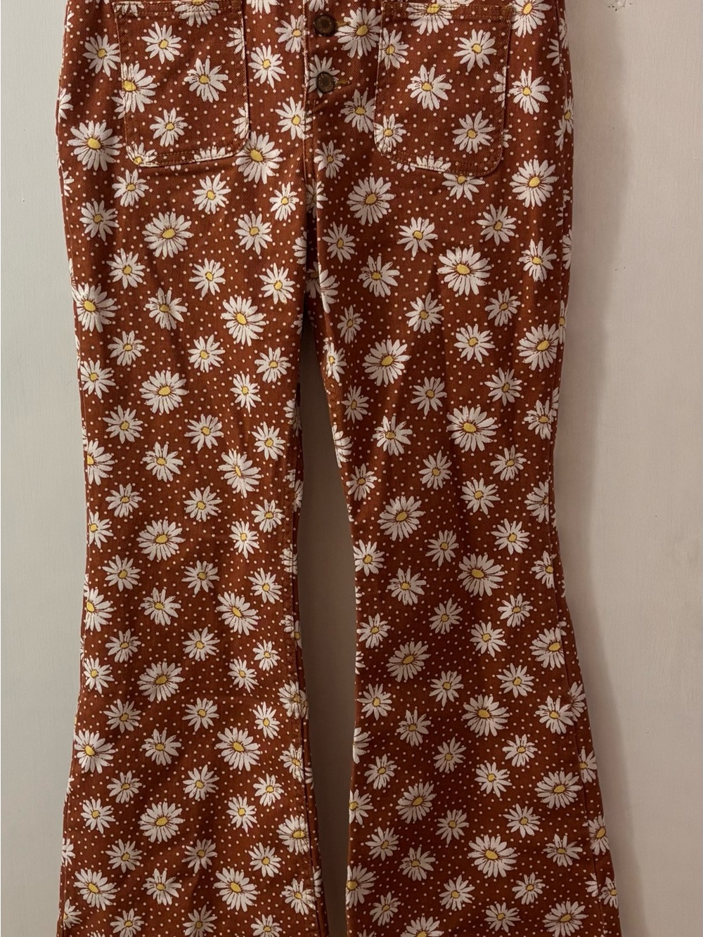 Wrangler Rust Daisy Print flare leg jeans